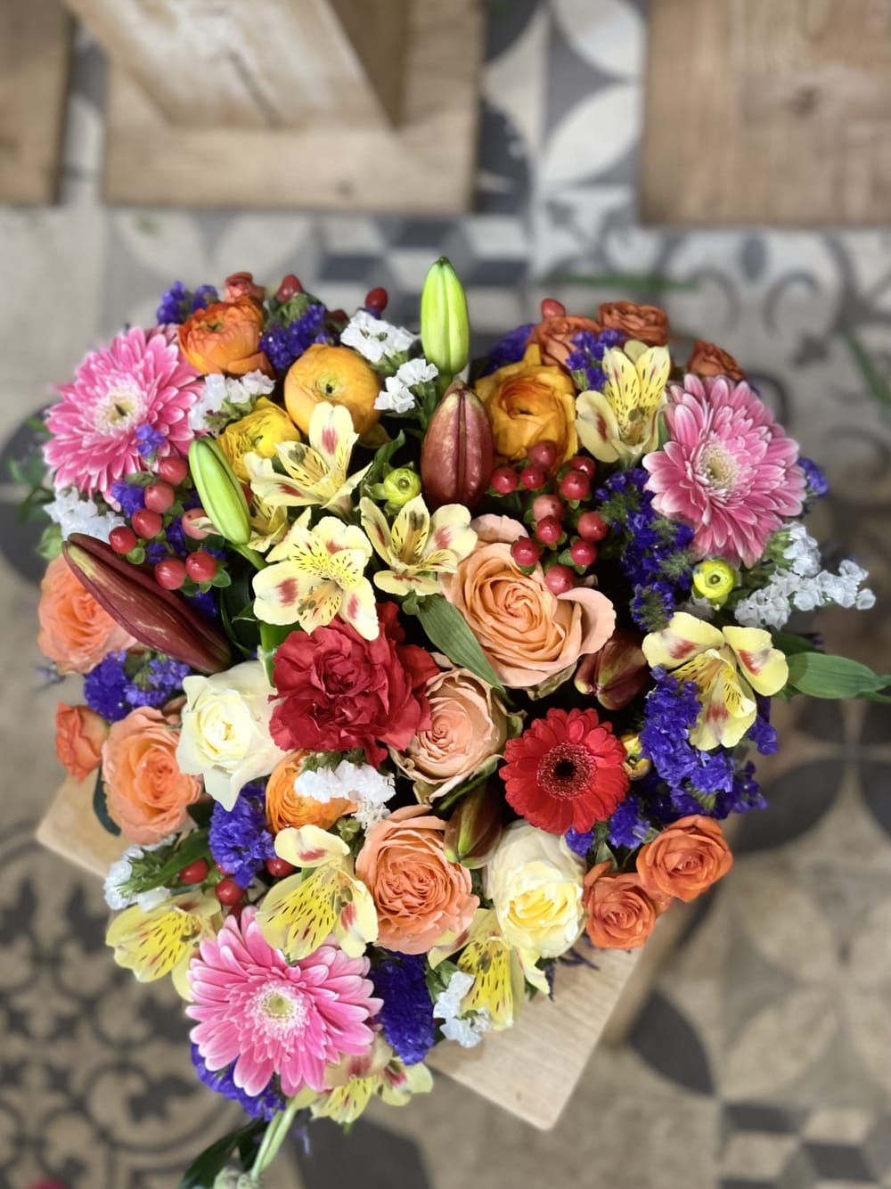 Rayon fleuriste du magasin